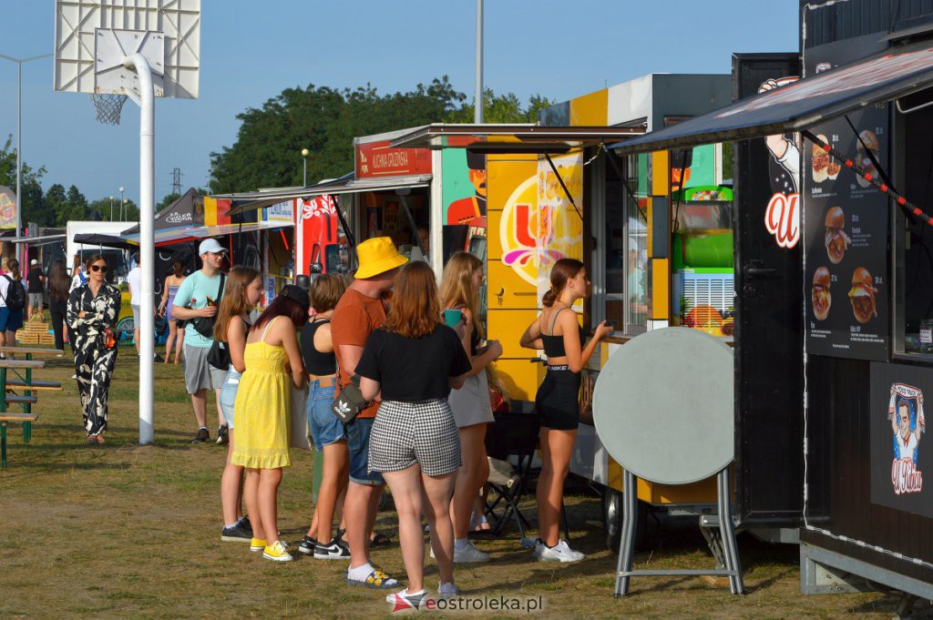 III Festiwal Smaków Food Trucków w Ostrołęce [19.08.2022] - zdjęcie #4 - eOstroleka.pl