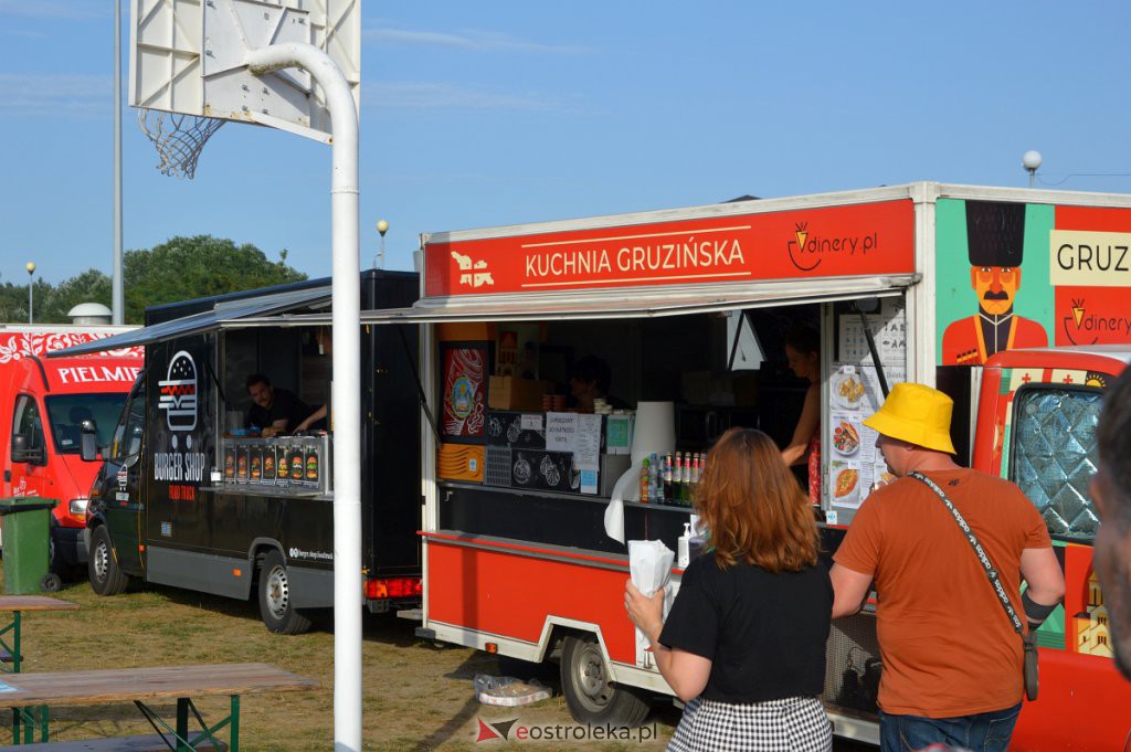 III Festiwal Smaków Food Trucków w Ostrołęce [19.08.2022] - zdjęcie #5 - eOstroleka.pl