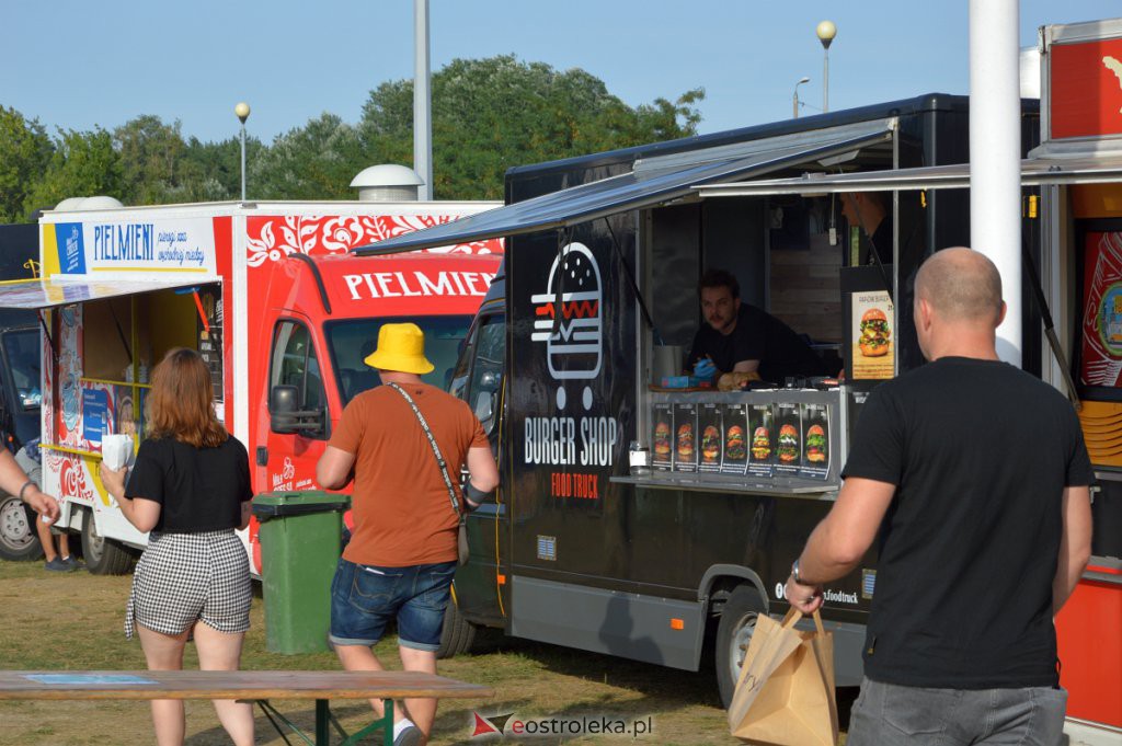 III Festiwal Smaków Food Trucków w Ostrołęce [19.08.2022] - zdjęcie #7 - eOstroleka.pl