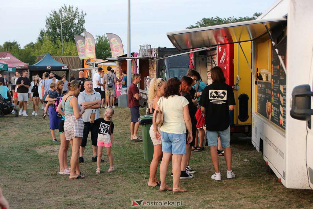 Festiwal Mocne Brzmienia wystartował. Na początek Sunsmoke i Tersha [19.08.2022] - zdjęcie #94 - eOstroleka.pl