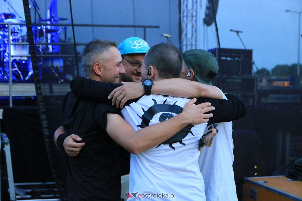 Festiwal Mocne Brzmienia wystartował. Na początek Sunsmoke i Tersha [19.08.2022] - zdjęcie #93 - eOstroleka.pl