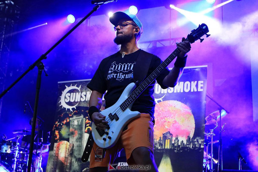 Festiwal Mocne Brzmienia wystartował. Na początek Sunsmoke i Tersha [19.08.2022] - zdjęcie #81 - eOstroleka.pl