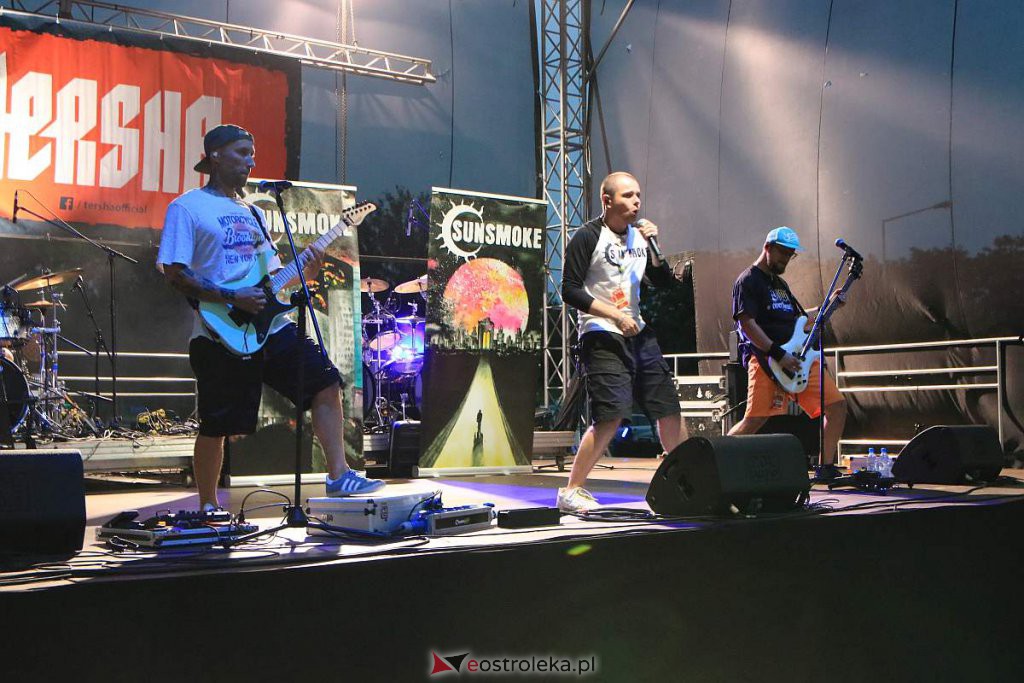 Festiwal Mocne Brzmienia wystartował. Na początek Sunsmoke i Tersha [19.08.2022] - zdjęcie #70 - eOstroleka.pl