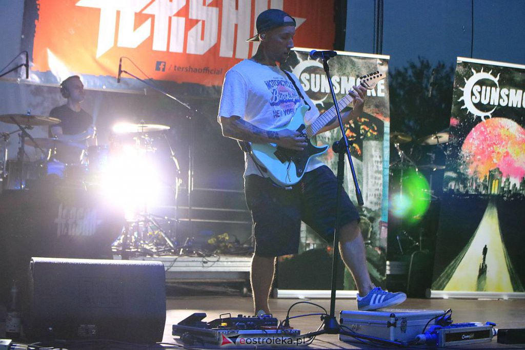 Festiwal Mocne Brzmienia wystartował. Na początek Sunsmoke i Tersha [19.08.2022] - zdjęcie #69 - eOstroleka.pl