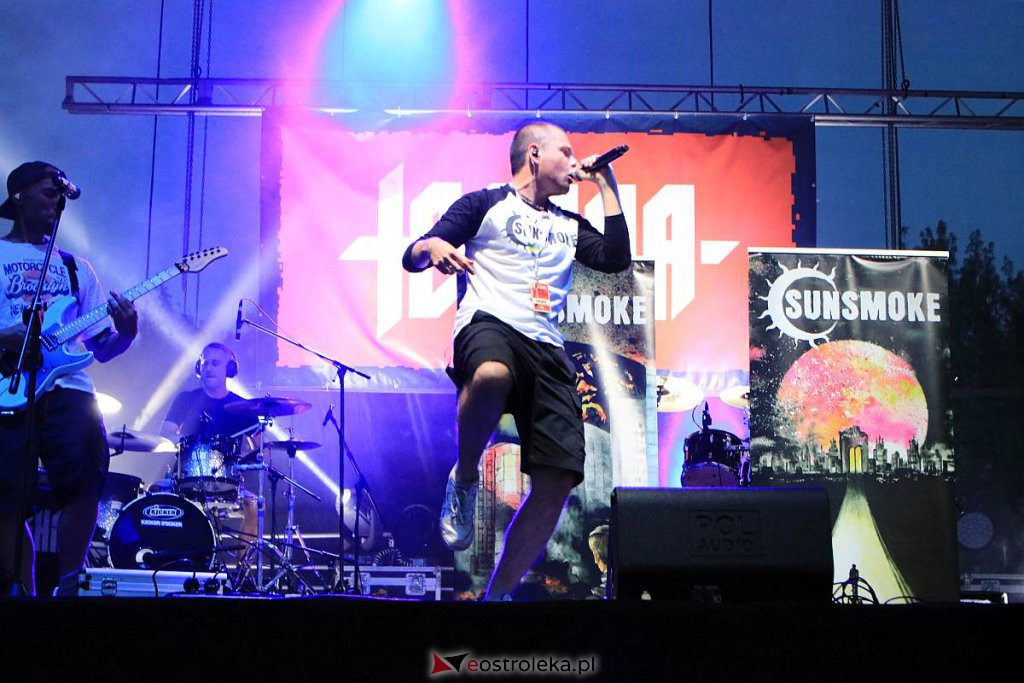 Festiwal Mocne Brzmienia wystartował. Na początek Sunsmoke i Tersha [19.08.2022] - zdjęcie #63 - eOstroleka.pl