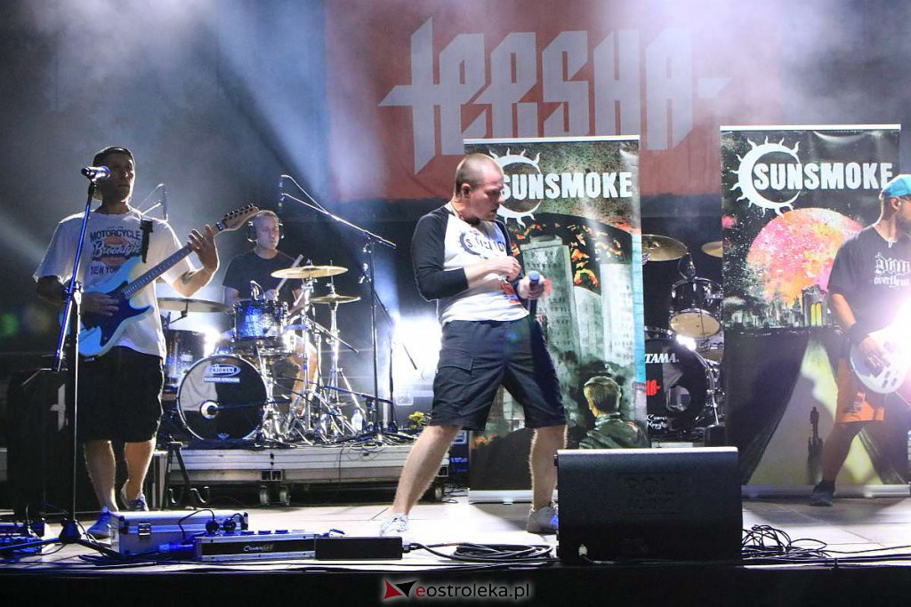Festiwal Mocne Brzmienia wystartował. Na początek Sunsmoke i Tersha [19.08.2022] - zdjęcie #59 - eOstroleka.pl