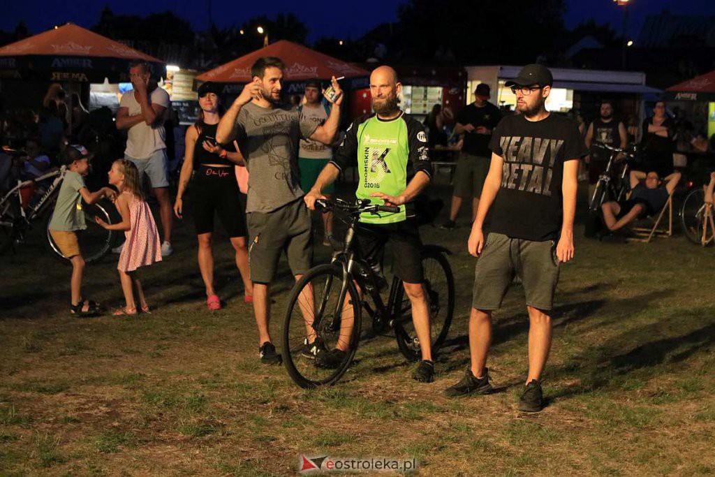 Festiwal Mocne Brzmienia wystartował. Na początek Sunsmoke i Tersha [19.08.2022] - zdjęcie #46 - eOstroleka.pl