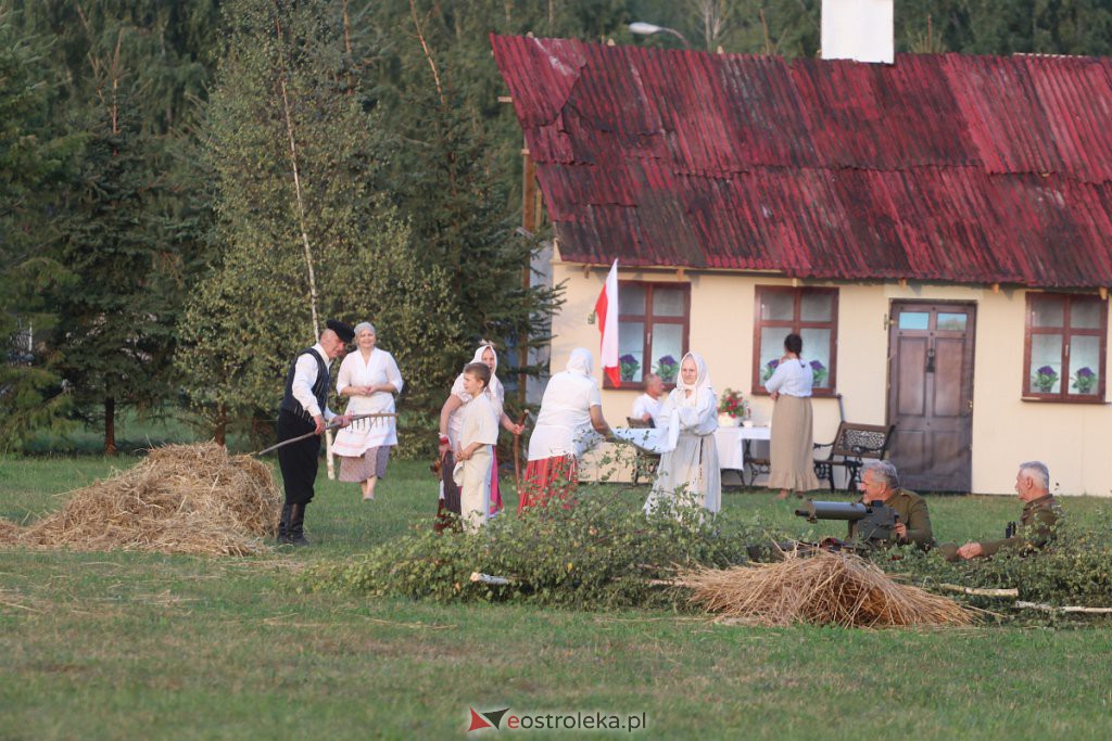 Piknik militarny w Rzekuniu [20.08.2022] - zdjęcie #28 - eOstroleka.pl