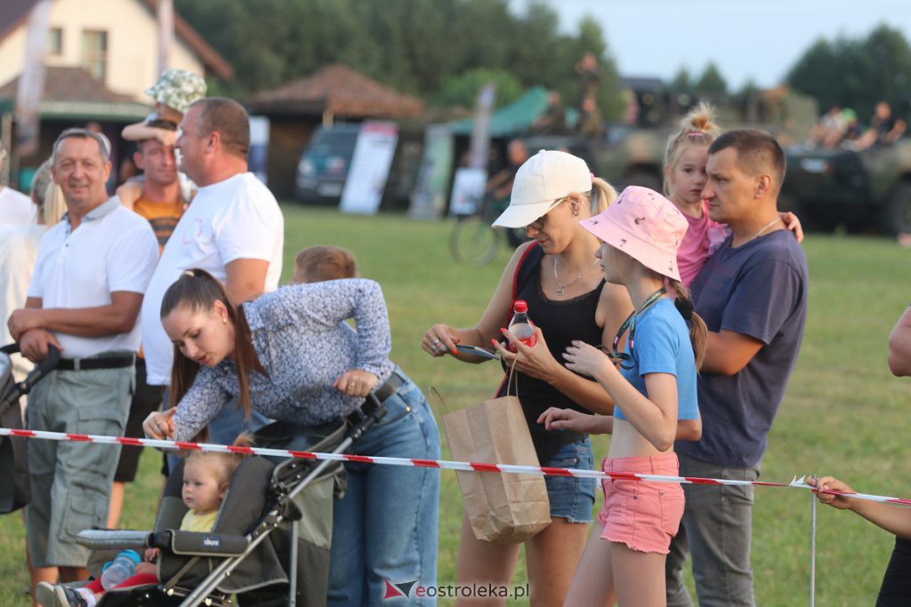 Piknik militarny w Rzekuniu [20.08.2022] - zdjęcie #64 - eOstroleka.pl