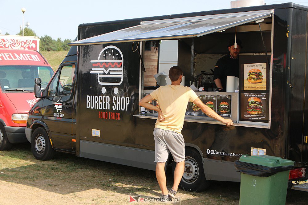 III Festiwal Smaków Food Truck, dzień drugi [20.08.2022] - zdjęcie #7 - eOstroleka.pl