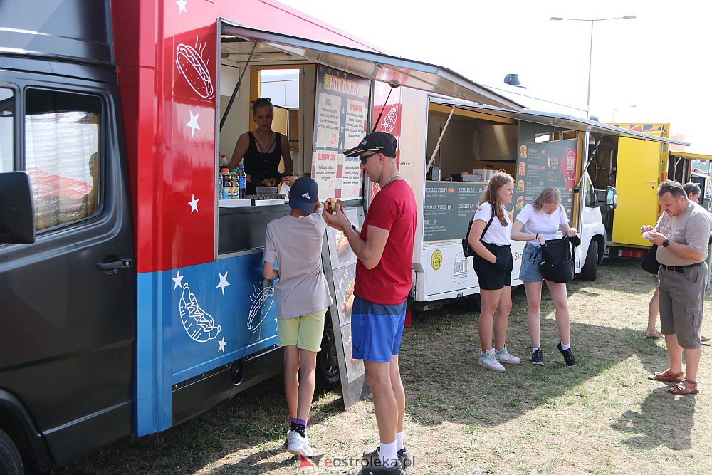 III Festiwal Smaków Food Truck, dzień drugi [20.08.2022] - zdjęcie #20 - eOstroleka.pl