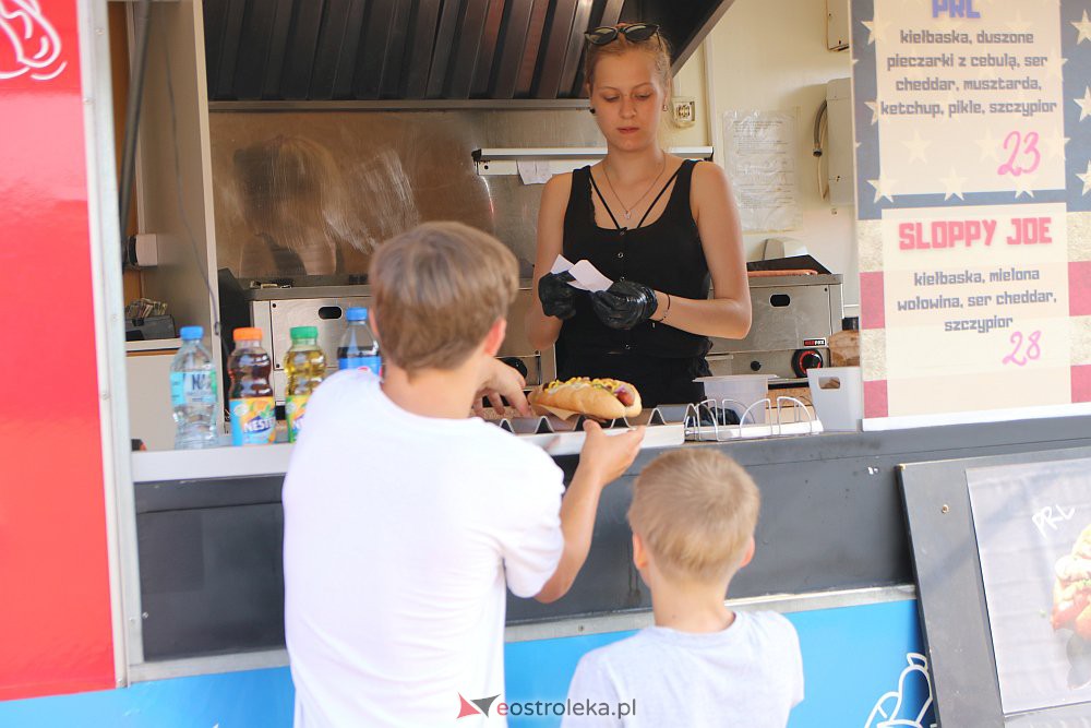 III Festiwal Smaków Food Truck, dzień drugi [20.08.2022] - zdjęcie #18 - eOstroleka.pl