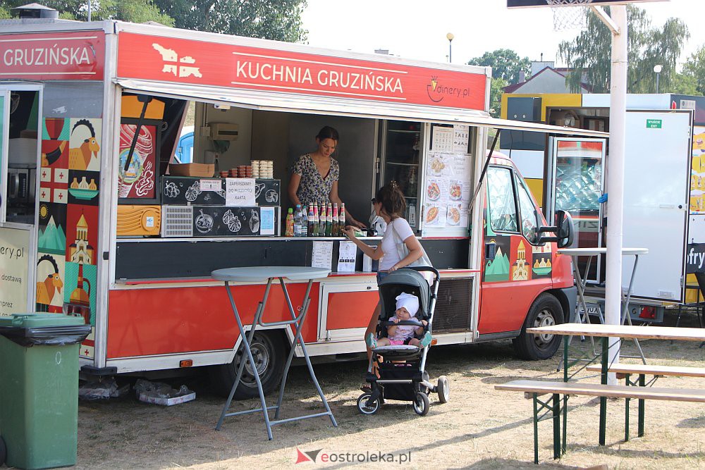 III Festiwal Smaków Food Truck, dzień drugi [20.08.2022] - zdjęcie #23 - eOstroleka.pl