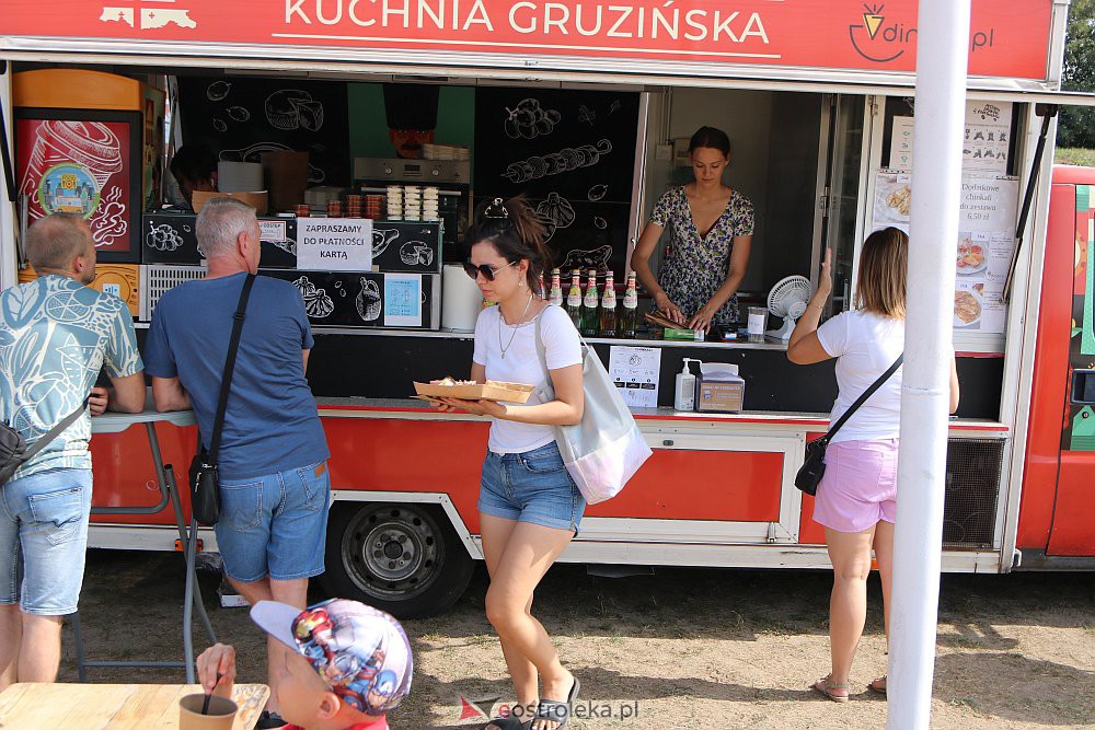 III Festiwal Smaków Food Truck, dzień drugi [20.08.2022] - zdjęcie #28 - eOstroleka.pl
