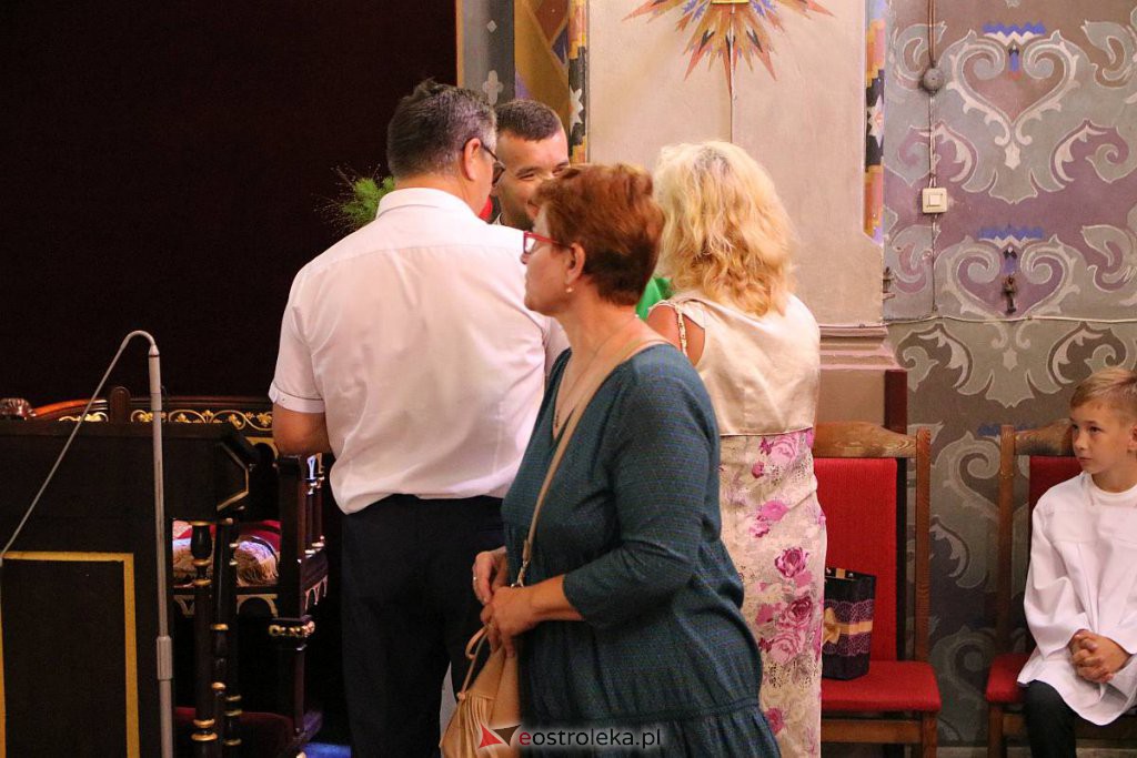 Goworowo żegna swojego proboszcza, dwóch wikariuszy i kościelnego [21.08.2022] - zdjęcie #56 - eOstroleka.pl