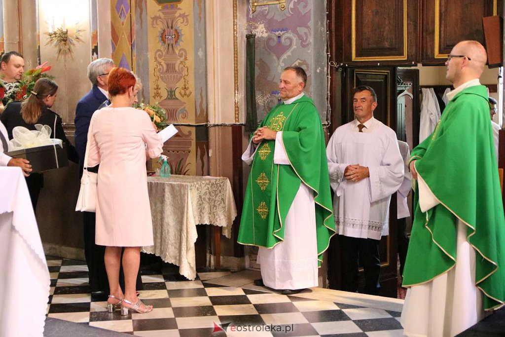 Goworowo żegna swojego proboszcza, dwóch wikariuszy i kościelnego [21.08.2022] - zdjęcie #60 - eOstroleka.pl