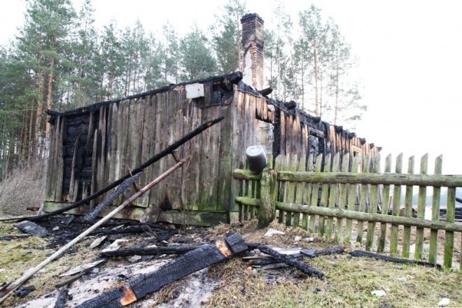 Pożar w Wejdo(14-03-2011) - zdjęcie #19 - eOstroleka.pl