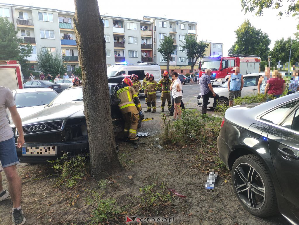 Wypadek przy Hallera [21.08.2022] - zdjęcie #10 - eOstroleka.pl