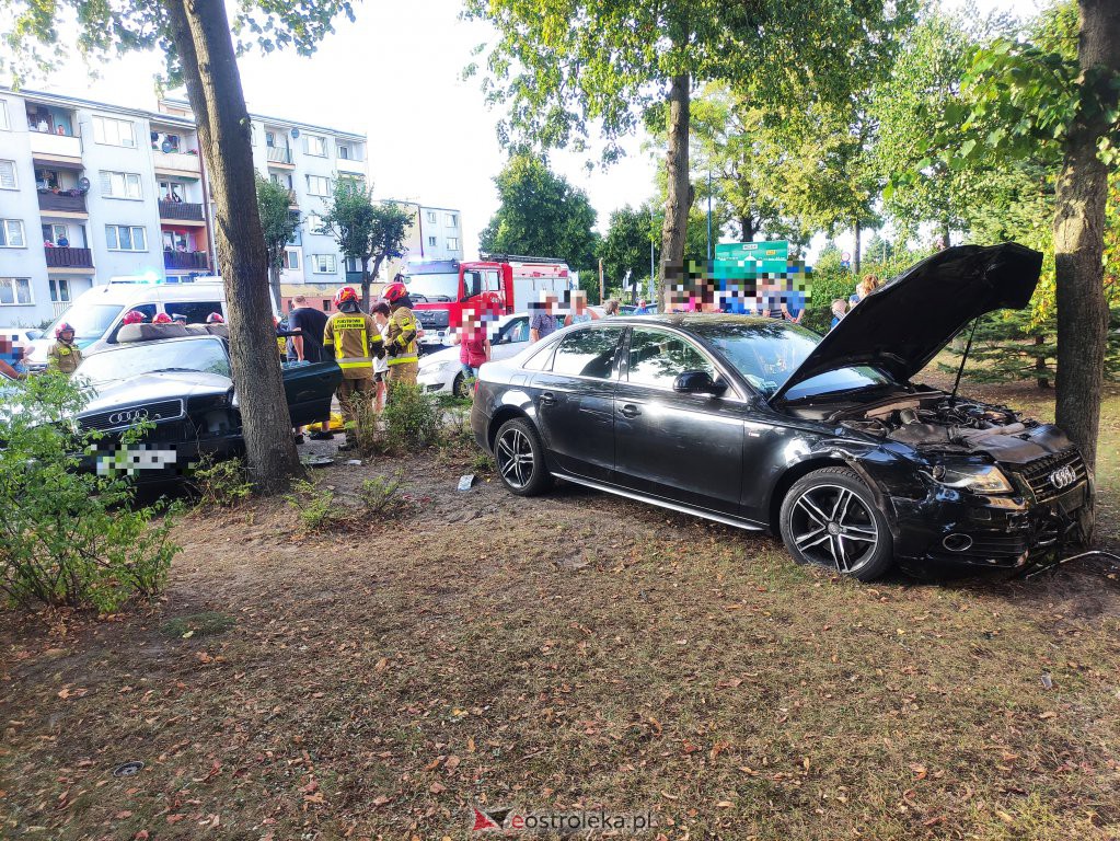 Wypadek przy Hallera [21.08.2022] - zdjęcie #3 - eOstroleka.pl