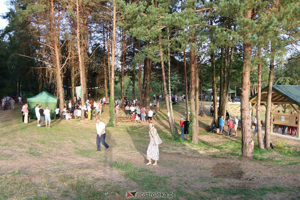 Tak się bawią w Kurpiach Dworskich [21.08.2022] - zdjęcie #1 - eOstroleka.pl