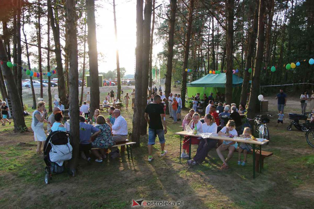 Tak się bawią w Kurpiach Dworskich [21.08.2022] - zdjęcie #8 - eOstroleka.pl