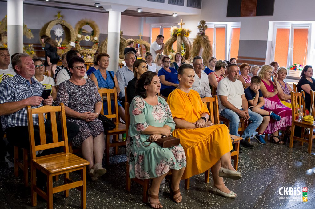 Kto wykonał “Najpiękniejszy wieniec dożynkowy w gminie Lelis” ? [22.08.2022] - zdjęcie #25 - eOstroleka.pl