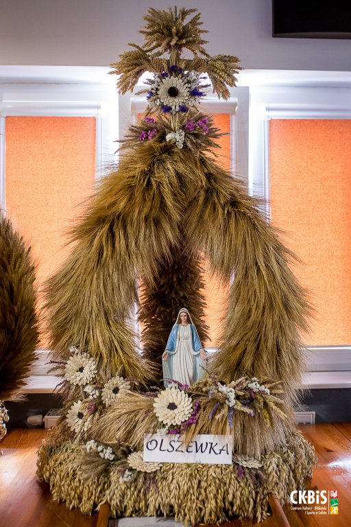 Kto wykonał “Najpiękniejszy wieniec dożynkowy w gminie Lelis” ? [22.08.2022] - zdjęcie #17 - eOstroleka.pl