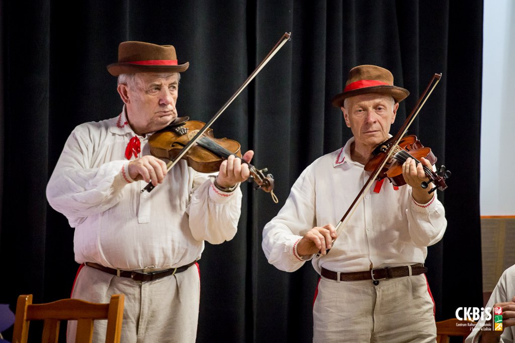 Kto wykonał “Najpiękniejszy wieniec dożynkowy w gminie Lelis” ? [22.08.2022] - zdjęcie #16 - eOstroleka.pl