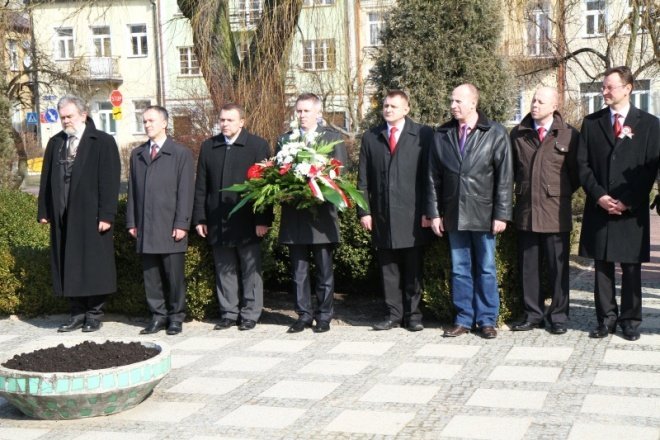 Obchody Święta Republiki Węgierskiej w Ostrołęce(14-03-2011) - zdjęcie #20 - eOstroleka.pl
