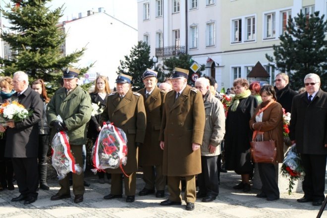 Obchody Święta Republiki Węgierskiej w Ostrołęce(14-03-2011) - zdjęcie #17 - eOstroleka.pl
