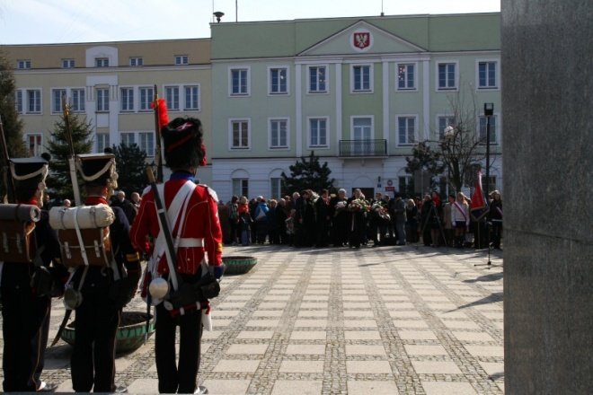Obchody Święta Republiki Węgierskiej w Ostrołęce(14-03-2011) - zdjęcie #15 - eOstroleka.pl