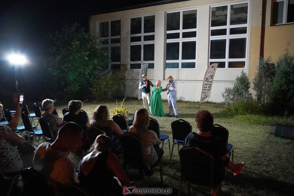 Koncert pn. Lata 20, Lata 30 na wynos w Goworowie [26.08.2022] - zdjęcie #20 - eOstroleka.pl