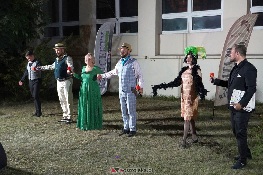 Koncert pn. Lata 20, Lata 30 na wynos w Goworowie [26.08.2022] - zdjęcie #12 - eOstroleka.pl