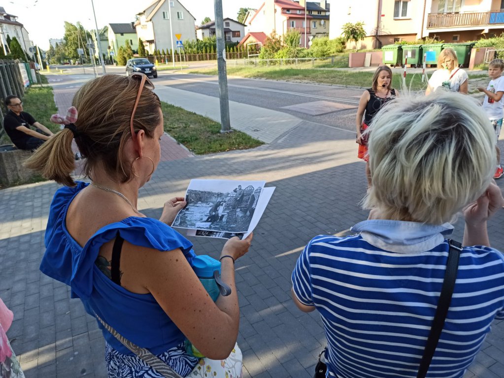 Sąsiedzi. Opowieść o ostrołęckich Żydach. Spacer historyczny [27.08.2022] - zdjęcie #1 - eOstroleka.pl