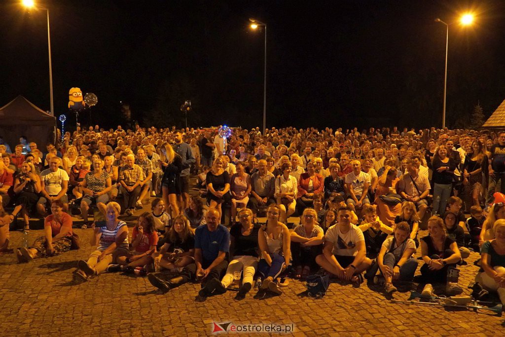 Miodobraniowa Noc Kabaretowa [27.08.2022] - zdjęcie #129 - eOstroleka.pl