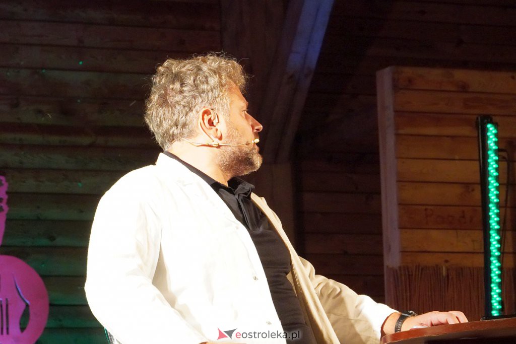 Miodobraniowa Noc Kabaretowa [27.08.2022] - zdjęcie #96 - eOstroleka.pl