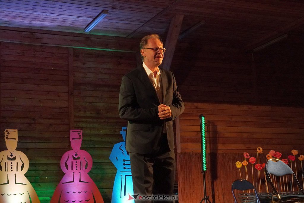 Miodobraniowa Noc Kabaretowa [27.08.2022] - zdjęcie #94 - eOstroleka.pl