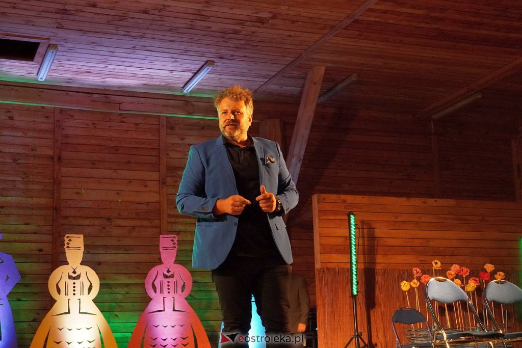 Miodobraniowa Noc Kabaretowa [27.08.2022] - zdjęcie #93 - eOstroleka.pl