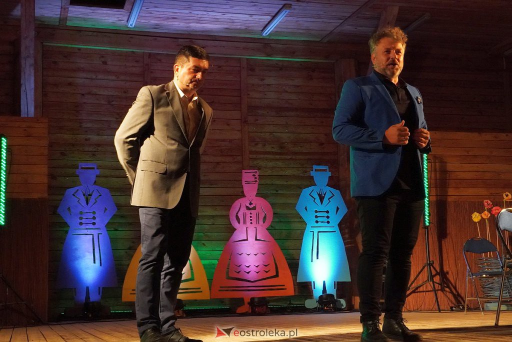 Miodobraniowa Noc Kabaretowa [27.08.2022] - zdjęcie #92 - eOstroleka.pl