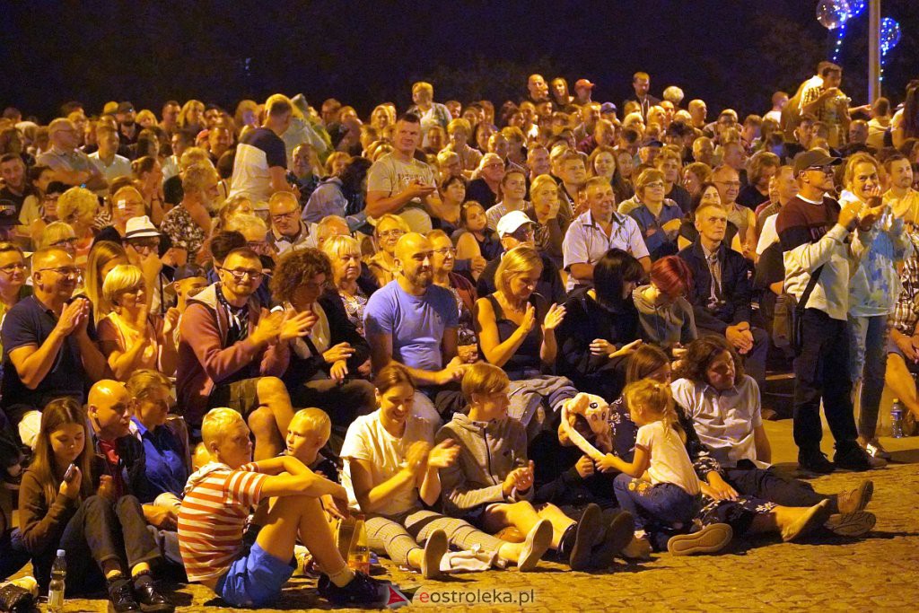 Miodobraniowa Noc Kabaretowa [27.08.2022] - zdjęcie #83 - eOstroleka.pl