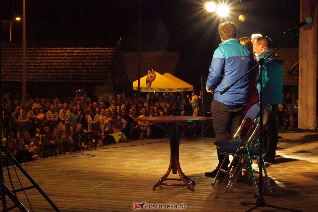 Miodobraniowa Noc Kabaretowa [27.08.2022] - zdjęcie #74 - eOstroleka.pl