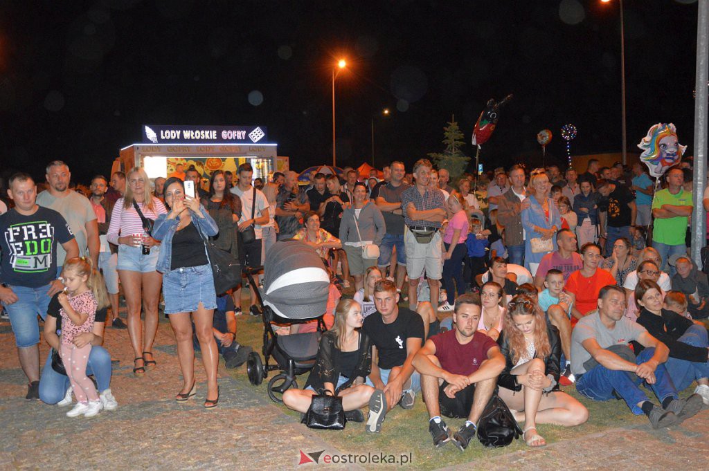 Miodobraniowa Noc Kabaretowa [27.08.2022] - zdjęcie #59 - eOstroleka.pl