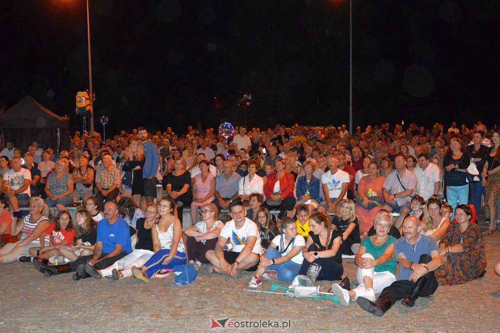 Miodobraniowa Noc Kabaretowa [27.08.2022] - zdjęcie #50 - eOstroleka.pl