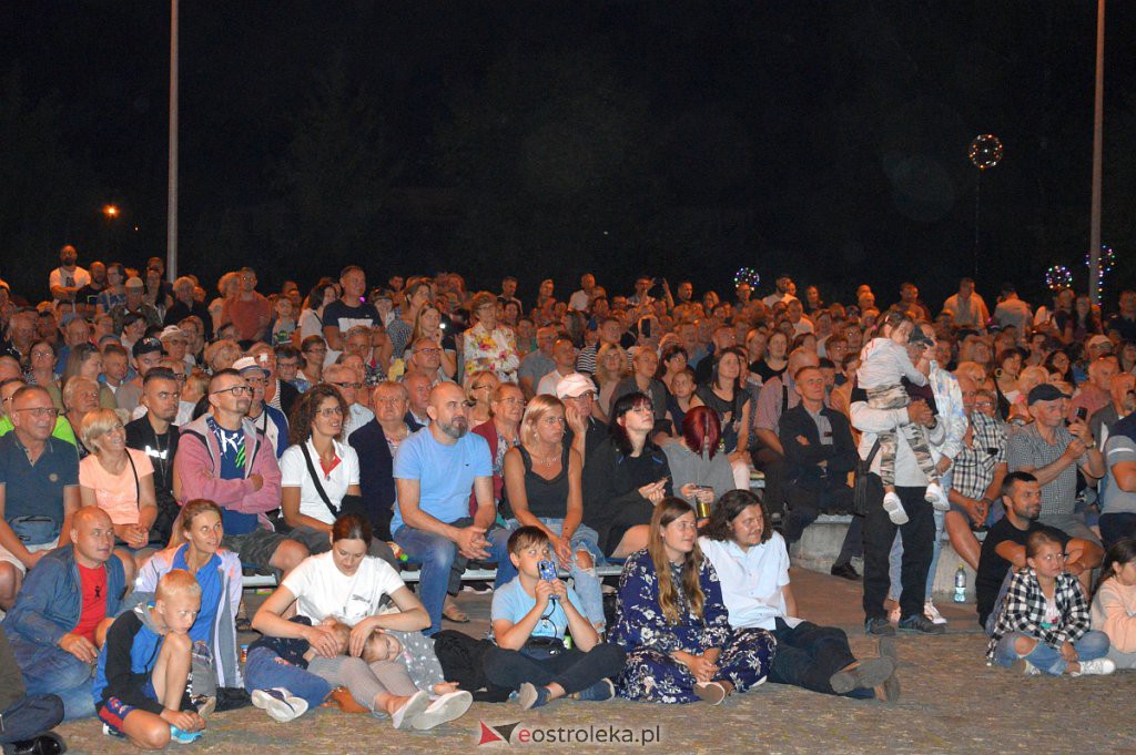 Miodobraniowa Noc Kabaretowa [27.08.2022] - zdjęcie #33 - eOstroleka.pl