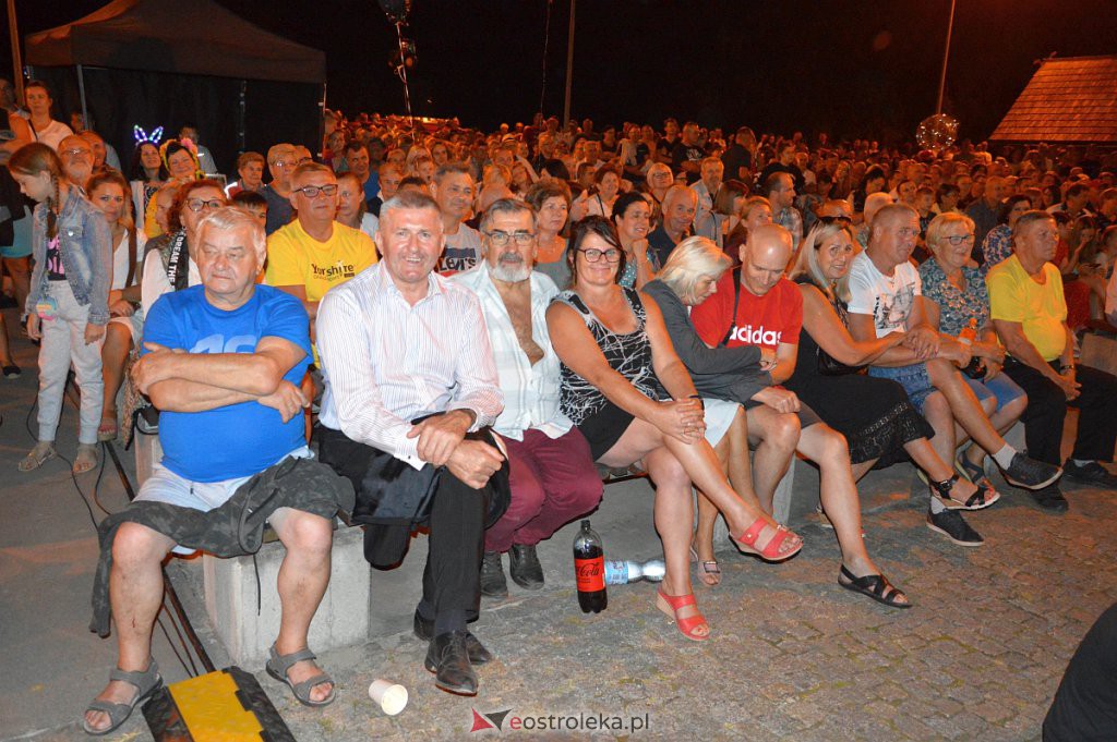 Miodobraniowa Noc Kabaretowa [27.08.2022] - zdjęcie #27 - eOstroleka.pl