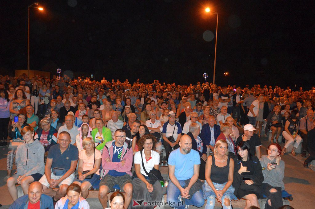 Miodobraniowa Noc Kabaretowa [27.08.2022] - zdjęcie #21 - eOstroleka.pl