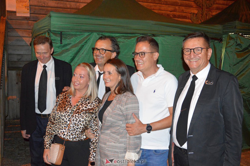 Miodobraniowa Noc Kabaretowa [27.08.2022] - zdjęcie #12 - eOstroleka.pl