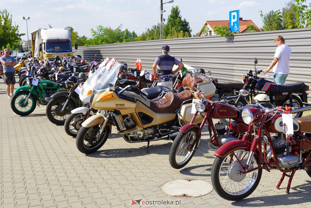 II Zlot Pojazdów Zabytkowych z lat PRL [28.08.2022] - zdjęcie #188 - eOstroleka.pl