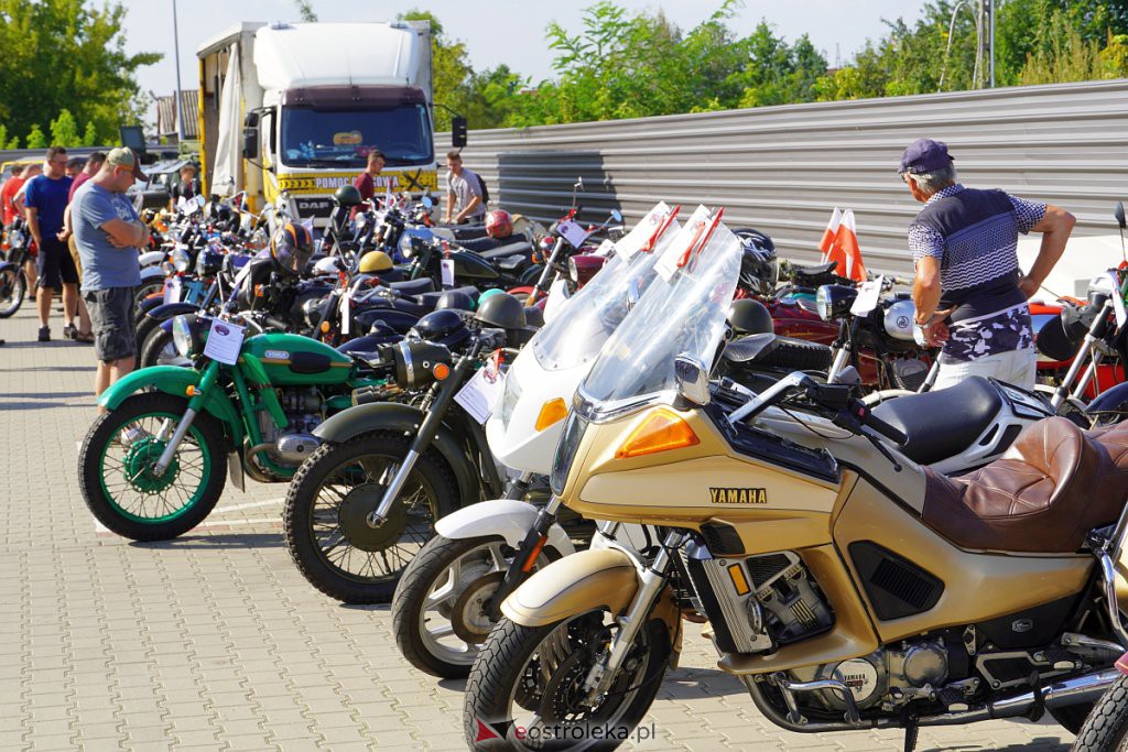 II Zlot Pojazdów Zabytkowych z lat PRL [28.08.2022] - zdjęcie #187 - eOstroleka.pl
