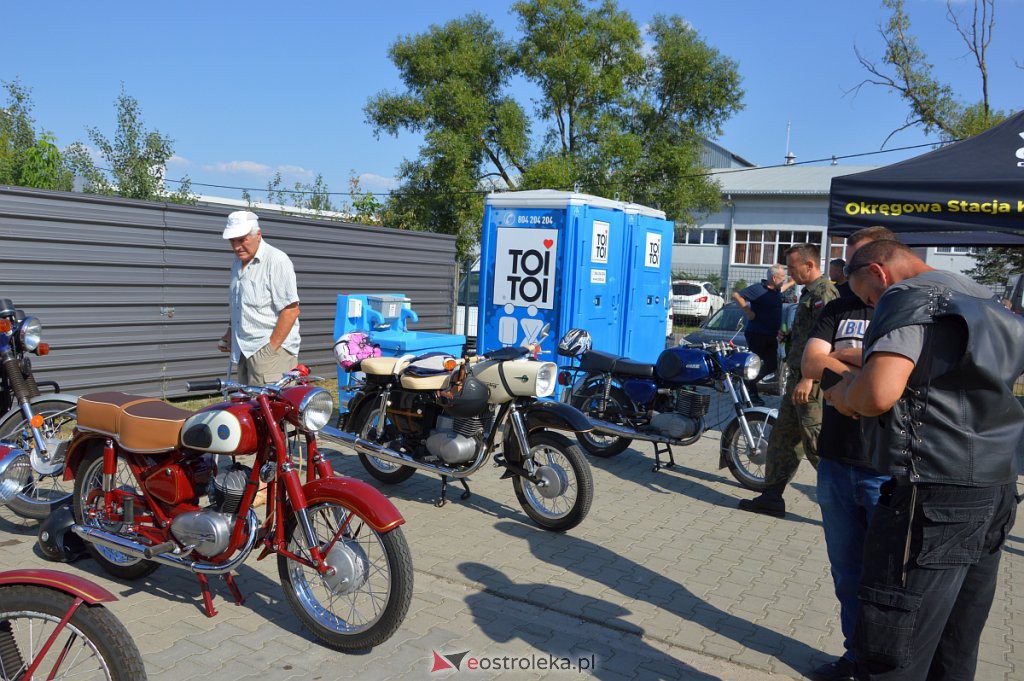 II Zlot Pojazdów Zabytkowych z lat PRL [28.08.2022] - zdjęcie #55 - eOstroleka.pl